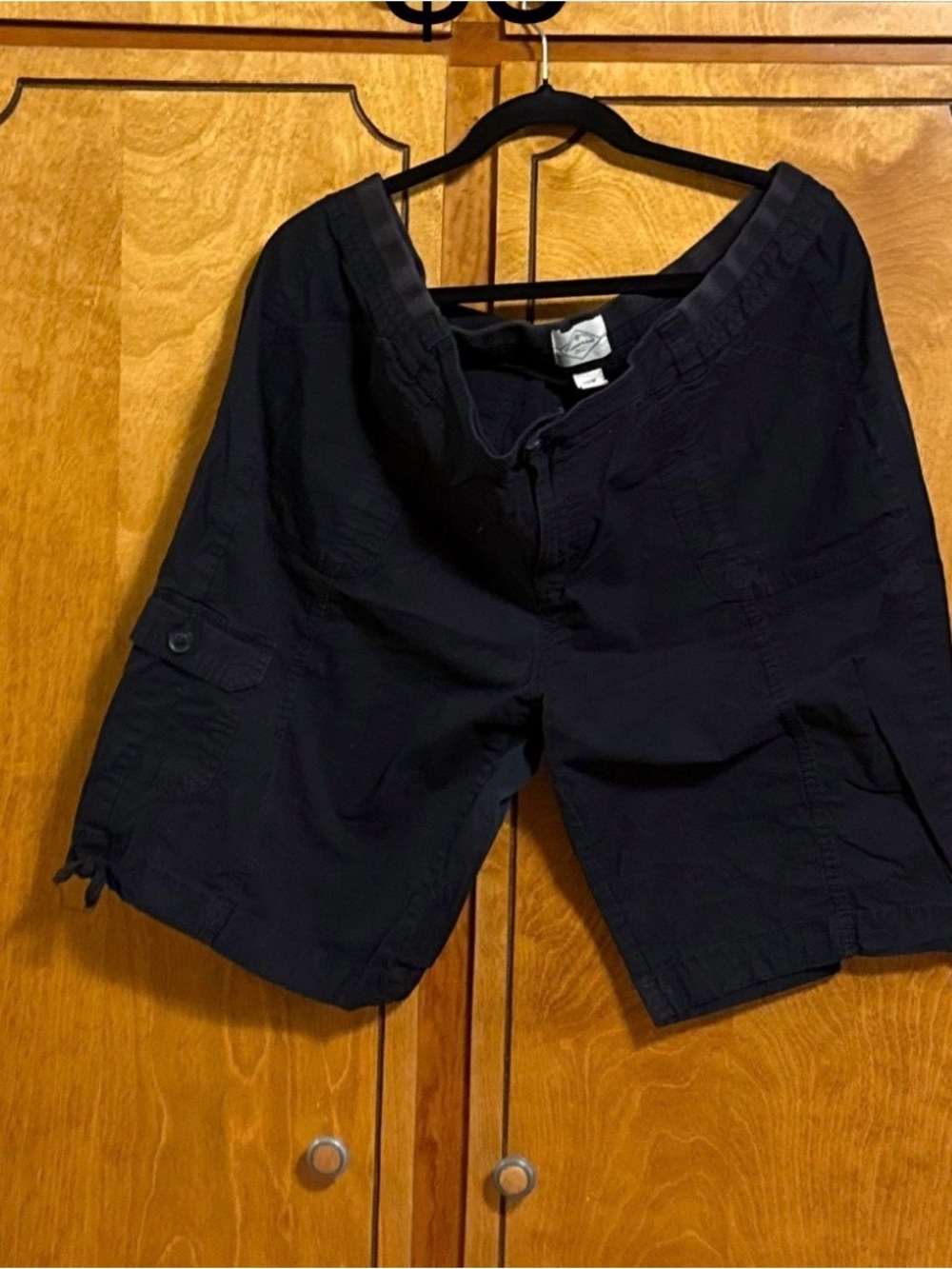 Women’s St John’s Bay  Black Cargo Shorts - see seem issue in picture